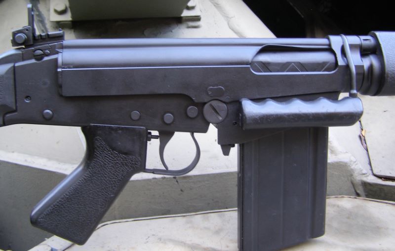 L1A1 British FAL AK rifle 8