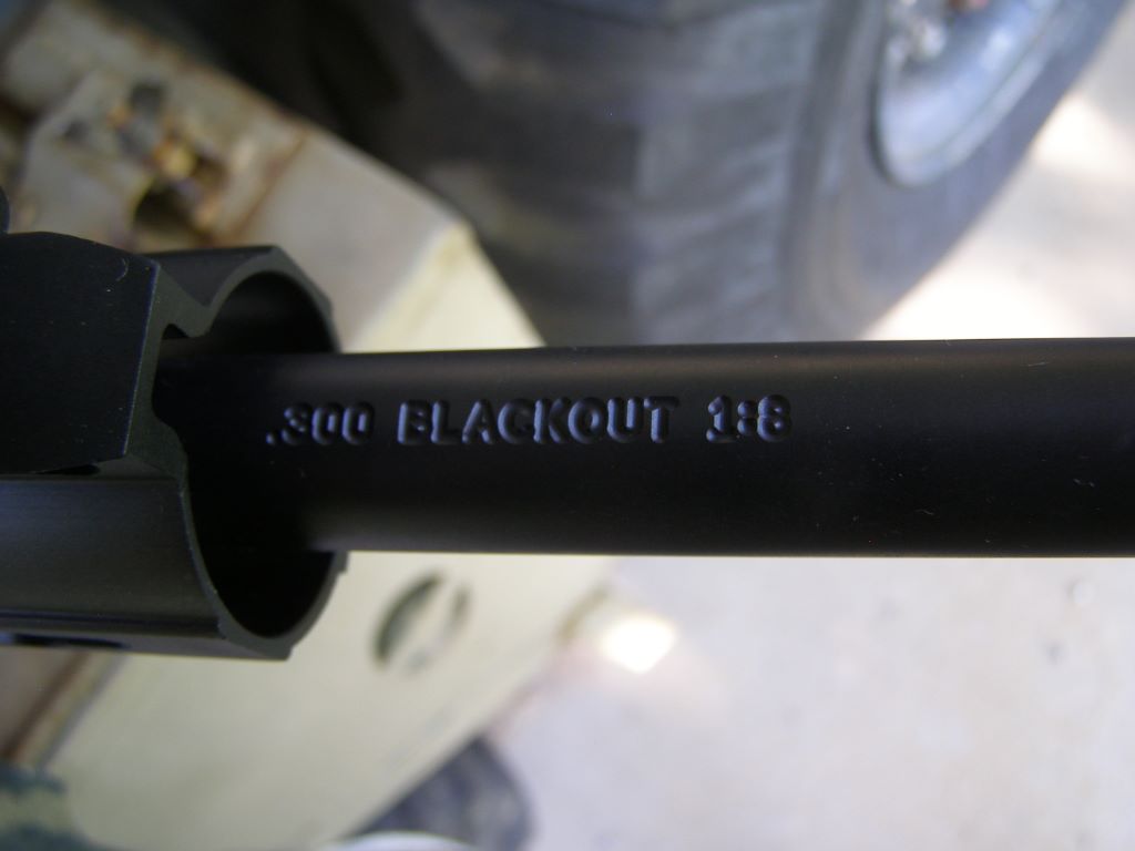 16 inch 300 Blackout With Non-Reciprocating Charging Handle image 9