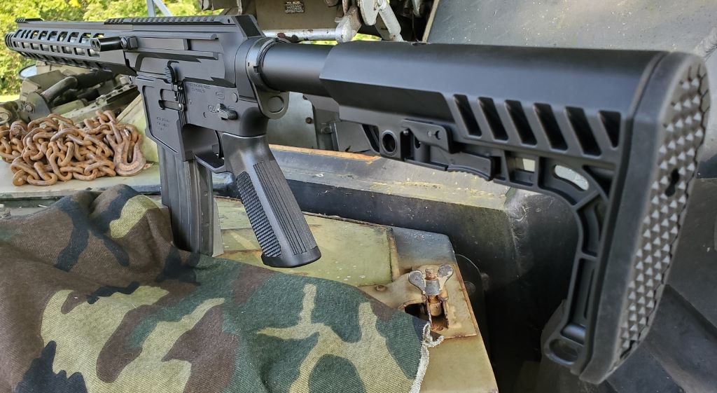 458 SOCOM With Non-Reciprocating Side Charging Upper image 5